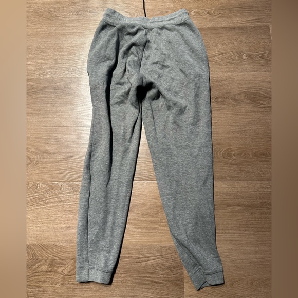 Nike Tech Fleece woman’s pants - Picture 2 of 3